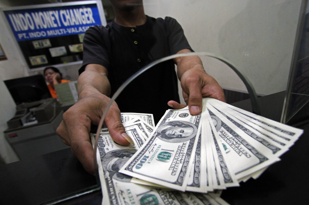 Dollar AS. Foto : MI/Immanuel Antonius.