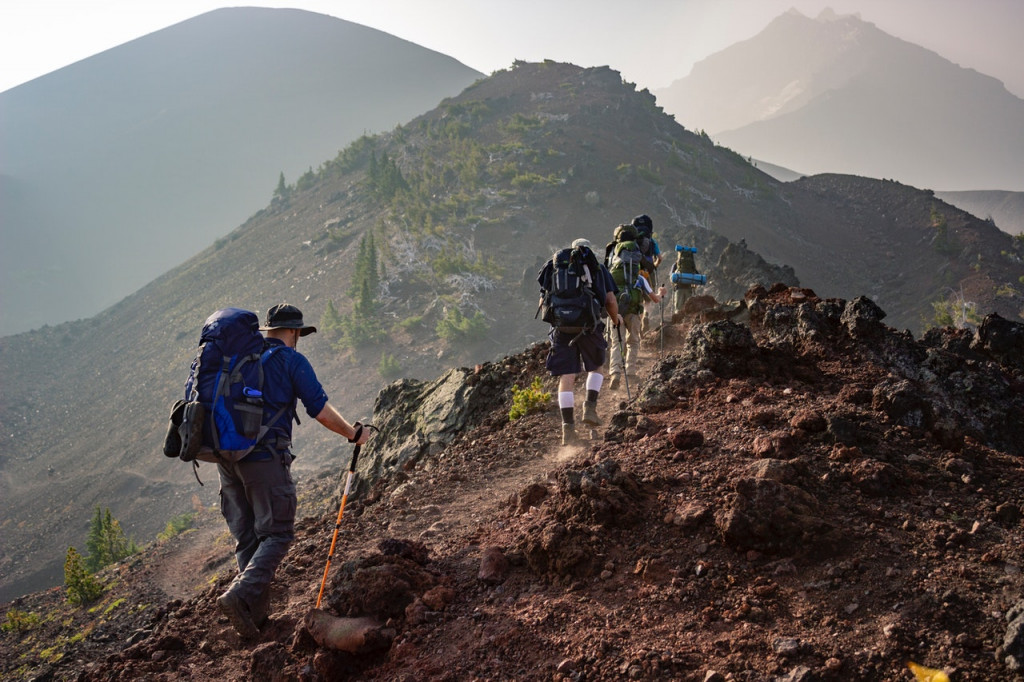 Simak Yuk, Tips Mendaki Gunung Bebas Sampah (Foto: Pexels)