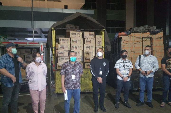 Polisi Gerebek Gudang Oli Ilegal di Kabupaten Tangerang
