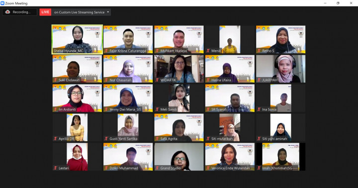 131 PMI Lulus Program Pendidikan Kesetaraan di KBRI Singapura