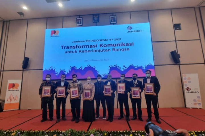 Berkinerja Positif, Mendag Lutfi Didaulat Jadi Pemimpin Terpopuler