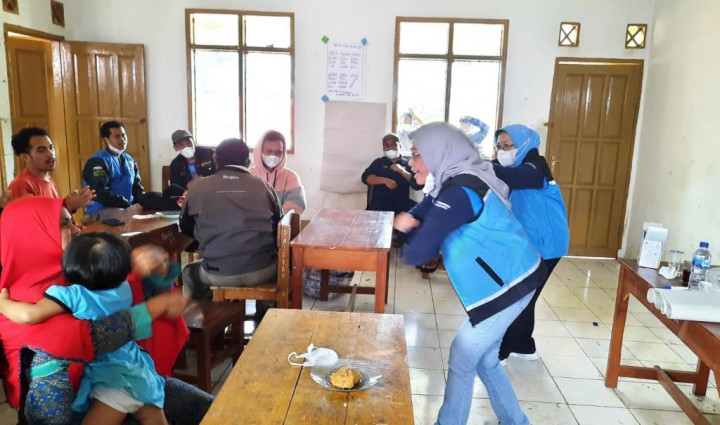 Warga Desa Caringin Apresiasi Tim LDP Poltekesos Bandung