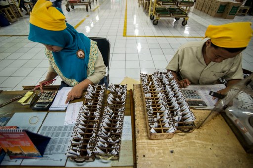 Sah! Tarif Cukai Tembakau Naik 12% Tahun Depan