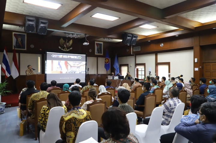 KBRI Bangkok Gelar Sosialisasi Kepabeanan dan Perpajakan untuk WNI di Thailand