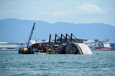 Populer Internasional: Tabrakan Kapal di Baltik Hingga Kunjungan Menlu AS ke Indonesia