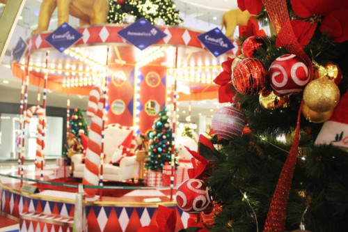 Pada perayaan Natal dan tahun baru kali ini, Central Park dan Neo Soho Mall menghadirkan tema Bring Back The Joy (Foto:Dok)
