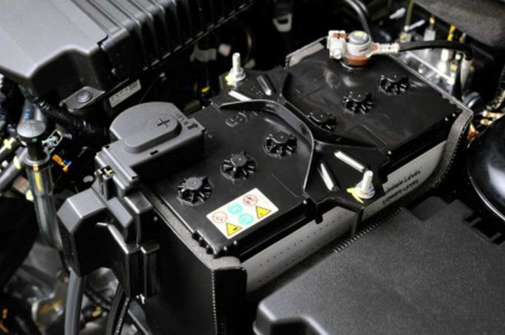 Kelistrikan Mobil Bukan Cuma Aki & Lampu