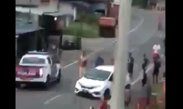 Viral, Mobil Polisi di Sulsel Lewat Doang Saat Ada Korban Tabrak Lari Terkapar di Jalan
