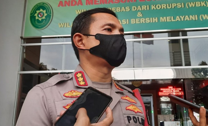 Mengitari PN Jaktim Pakai Mobil Saat Persidangan Munarman, 2 Orang Ditangkap
