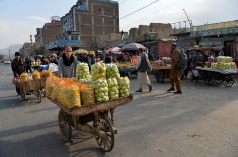 Badan Amal Inggris Serukan Donasi Musim Dingin untuk Afghanistan