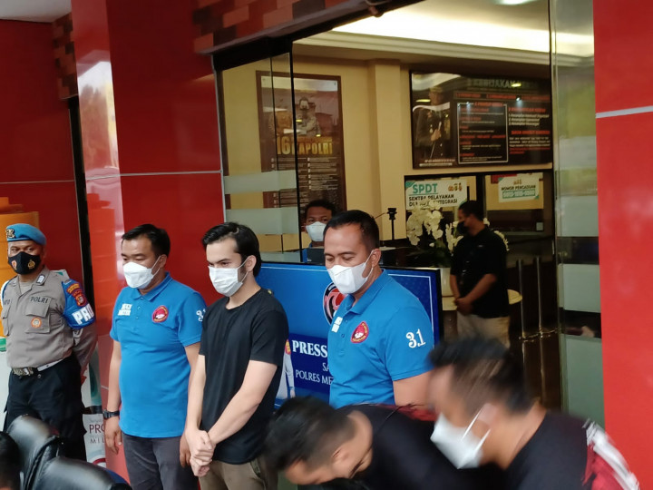 Keluarga Ajukan Rehabilitasi Rizky Nazar