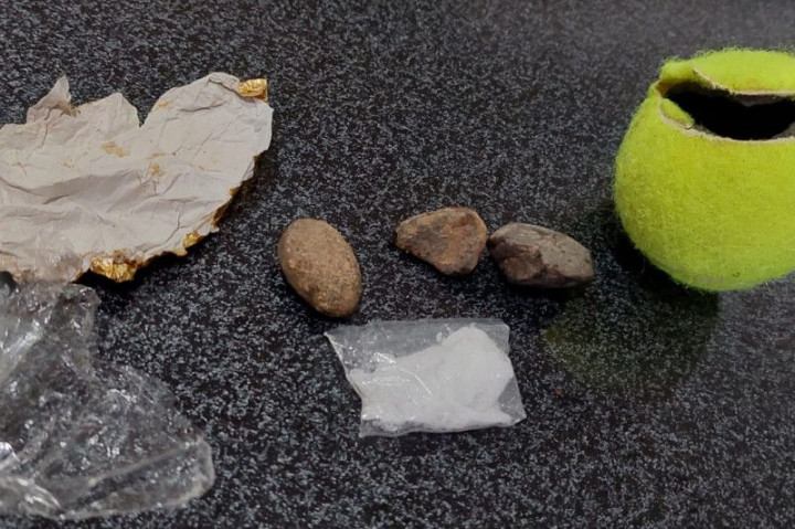 Upaya Penyelundupan Narkoba ke Lapas Sijunjung Gunakan Bola Tenis