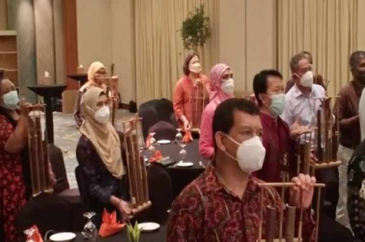 KBRI Colombo Tampilkan Angklung untuk Warga Sri Lanka Keturunan Indonesia