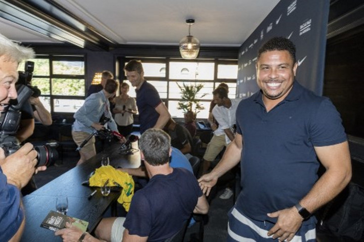 Ronaldo Beli Saham Klub Saat Masa Remaja