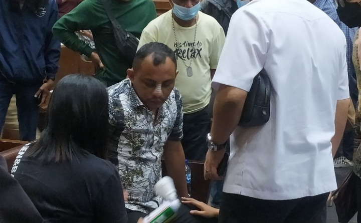 Terdakwa Suap Penanganan Perkara Sesak Nafas dalam Persidangan