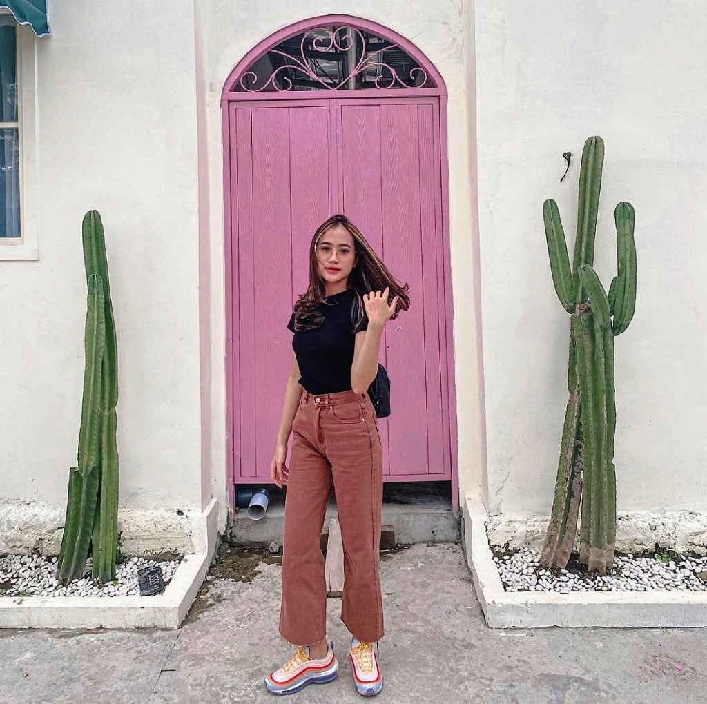 Pendiri sekaligus CEO Camille Beauty, Nadya Shavira masih berusia 21 tahun tapi sukses mengembangkan usaha skincare nya (Foto: Dok. Pribadi)