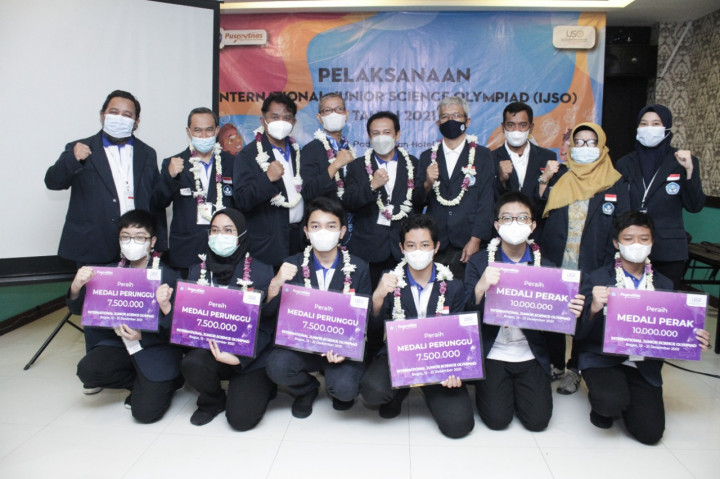 Indonesia Sabet 6 Medali di International Junior Science Olympiad 2021