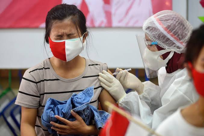 Kartu Vaksin Jadi Syarat Mobilitas Warga di Kendari