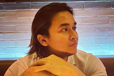 Jual Mobil Alphard, Billy Syahputra Bangkrut?