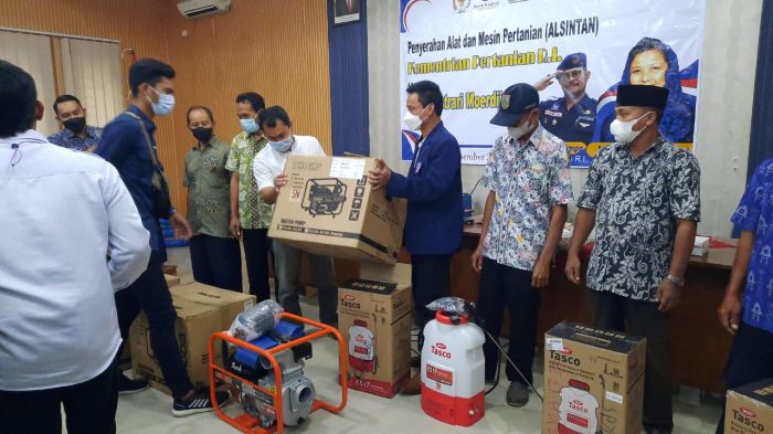 Lewat Aspirasi Lestari Moerdijat, Petani Kudus Dapat Bantuan Alsintan Kementan