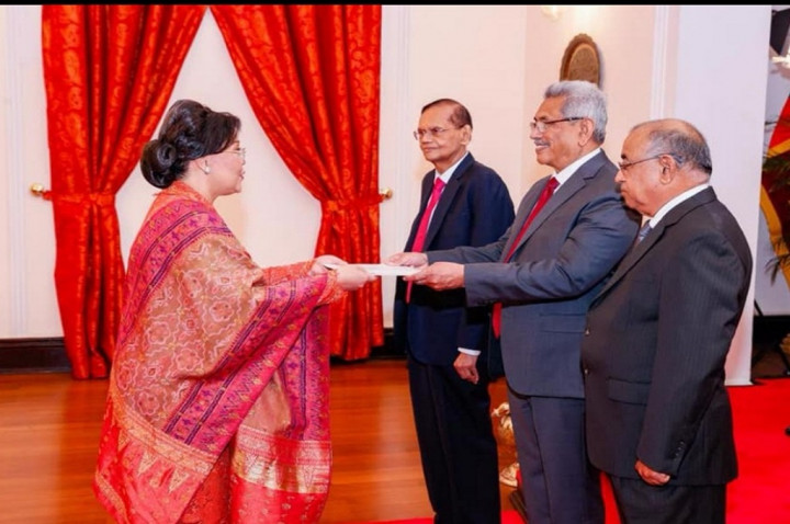 Dubes Dewi Gustina Tobing Serahkan Surat Kepercayaan ke Presiden Sri Lanka