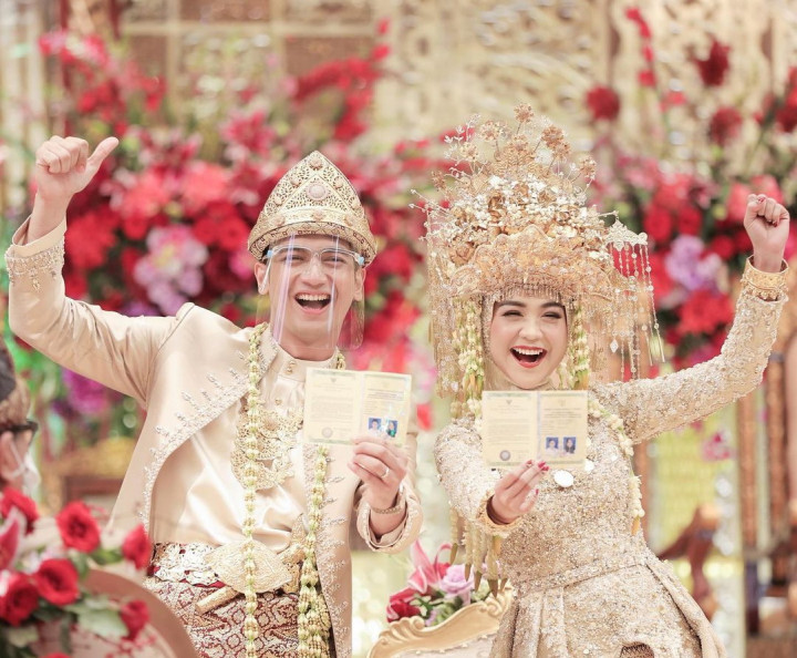 Daftar Artis Menikah di Tahun 2021