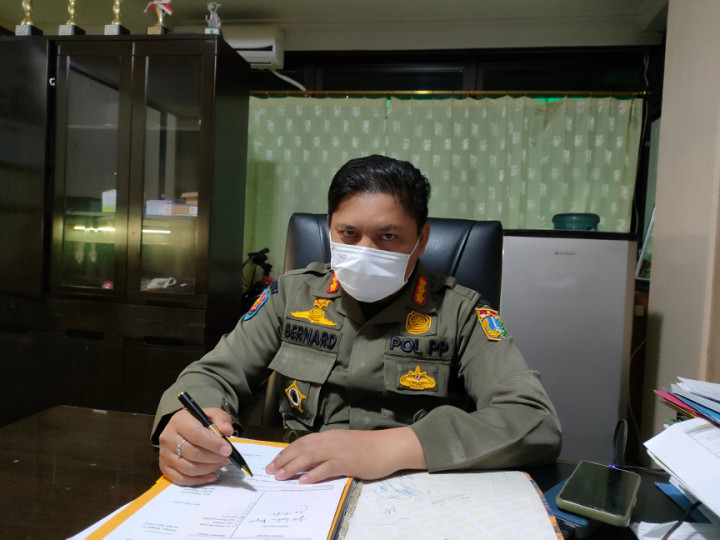 Satpol PP Jakpus Jaga 53 Gereja Saat Ibadah Natal