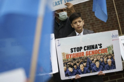 AS Resmi Berlakukan UU Larang Impor Barang dari Xinjiang