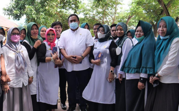 Rachmat Gobel Berhari Ibu Bersama Rakyat