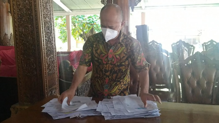 Dokumen Peserta Vaksinasi Tercecer di Dua Tempat di Jepara