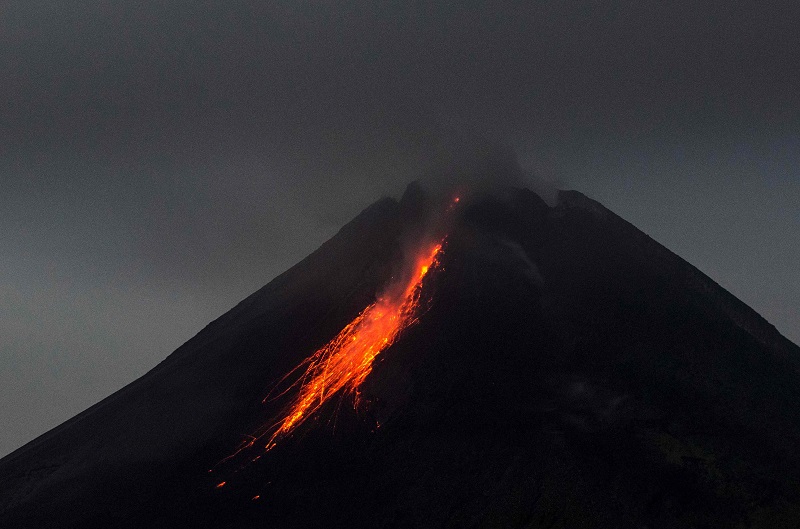 Ilustrasi Gunung Merapi. (AFP/Agung Supriyanto)