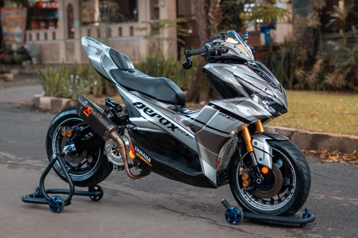 Bayang-Bayang Yamaha R1M Di Aerox