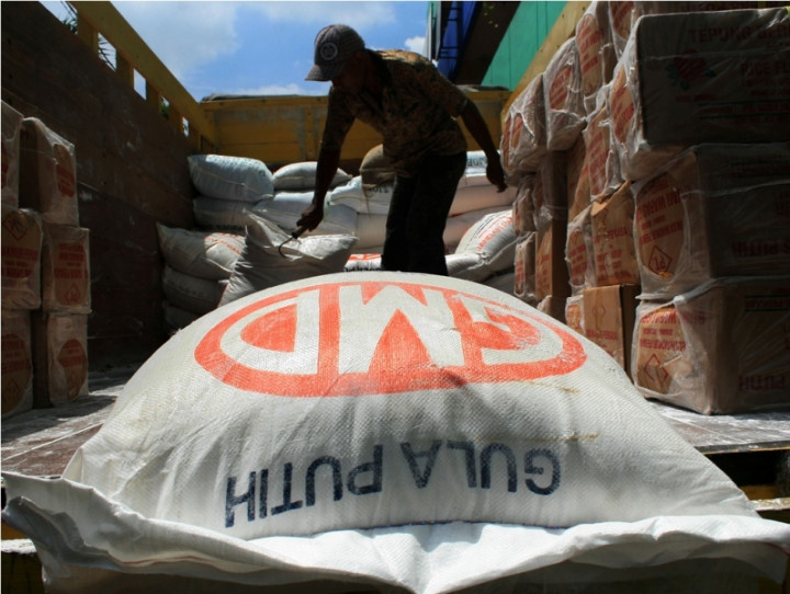 Pasokan Gula Rafinasi Terancam Tersendat Akibat Izin <i>Raw Sugar</i> Belum Turun