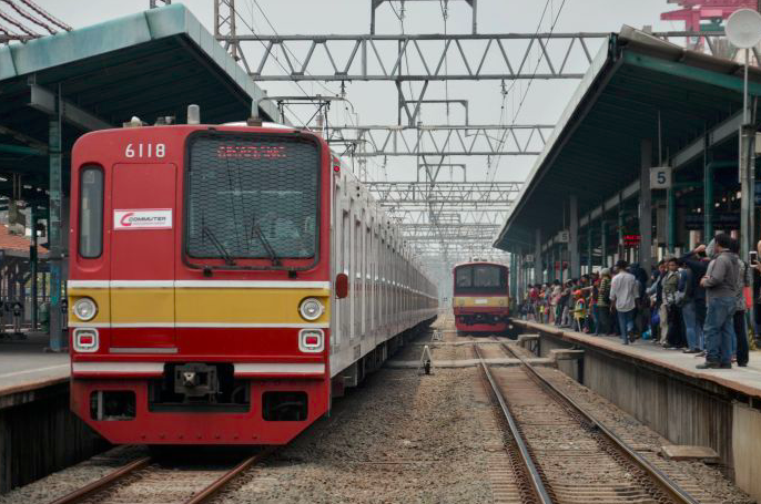 Penghijauan, 15 Ribu Pohon Ditanam di Stasiun dan Perkantoran KAI