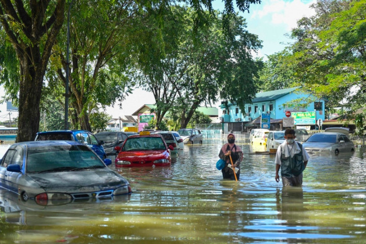 Seminggu Berlalu, Korban Banjir di Malaysia Akui Belum Terima Bantuan