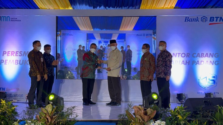 Menggali Potensi Ekonomi Syariah di Padang