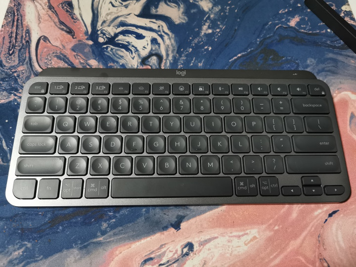 Logitech MX Keys Mini, Keyboard Minimalis Keren
