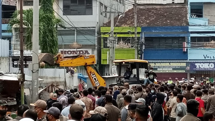 Pasrah Digusur, PKL Kecewa Wali Kota Bandar Lampung Tak Pernah Muncul