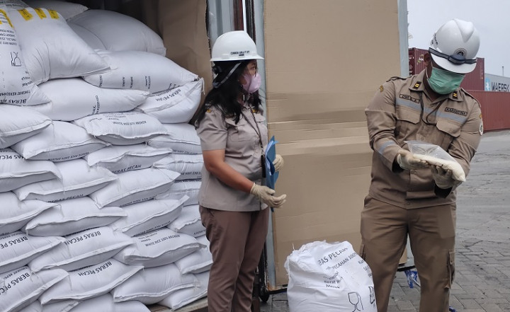 Balai Karantina Sita 250 Ton Beras Impor Ilegal Asal Kamboja