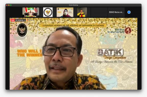 250 Karya Elegan Berkompetisi Menjadi Jadi Duta Batik Indonesia-AS