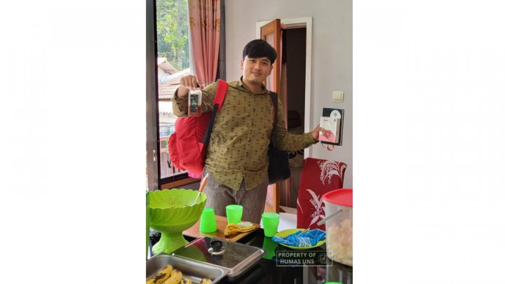 Mahasiswa UNS Rintis Bisnis Madu Neebee Raup Untung Puluhan Juta