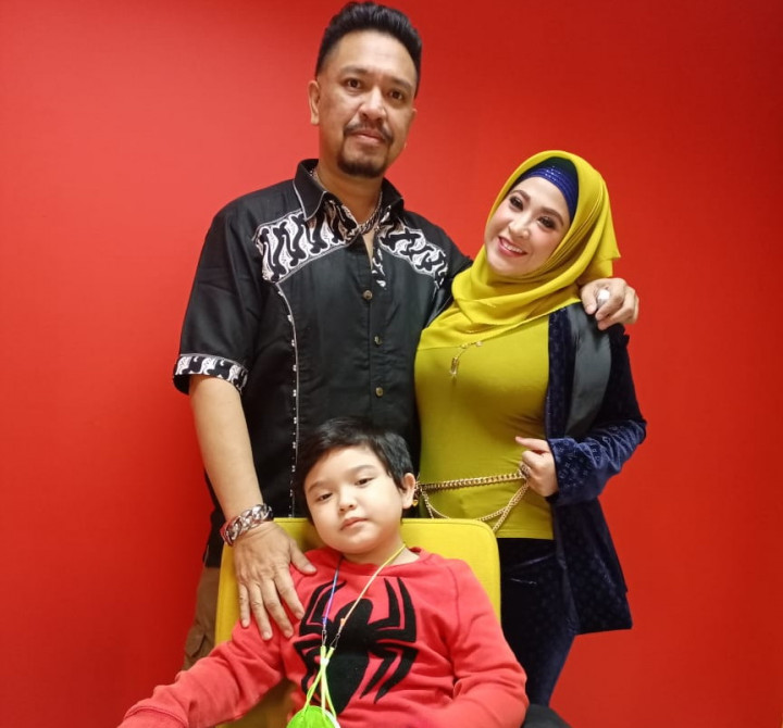 Cucu Elvy Sukaesih Ikut Vaksinasi Covid-19 untuk Anak-Anak: Jangan Takut Divaksin!