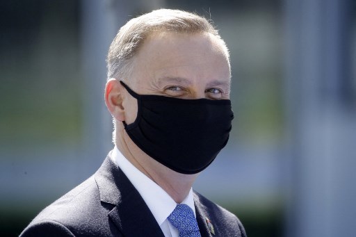 Untuk Kedua Kalinya, Presiden Polandia Terinfeksi Covid-19