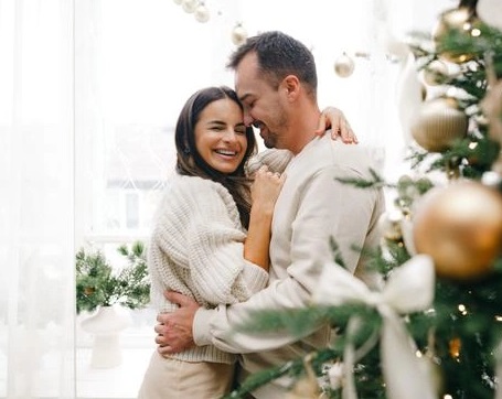 Tips Bicara dengan Suami Pendiam agar Hubungan Makin Mesra dan Harmonis