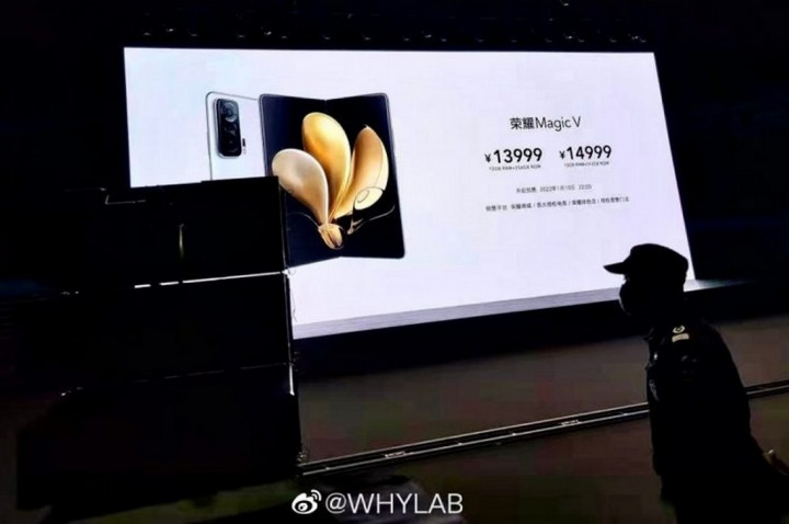 Harga Ponsel Lipat Pertama Honor dari Rp31 juta