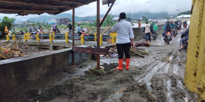 At Least 6 Dead after Floods, Landslides in Jayapura