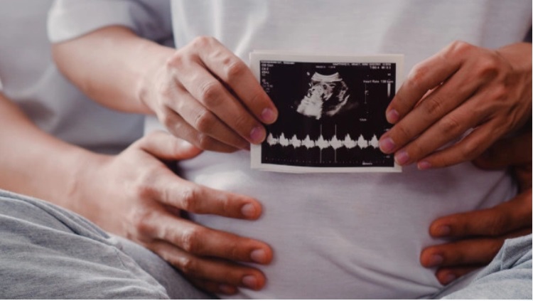 Ultrasonografi (Foto: Freepik)