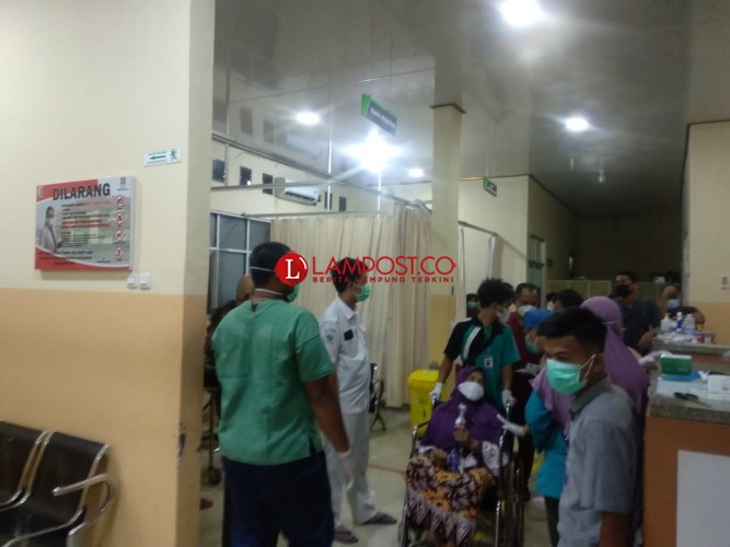 Puluhan Warga Banjarbaru Lampung Diduga Keracunan Nasi Besek