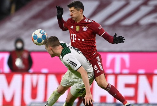 Suasana laga Bayern Muenchen vs Borussia Moenchengladbach. (CHRISTOF STACHE / AFP)