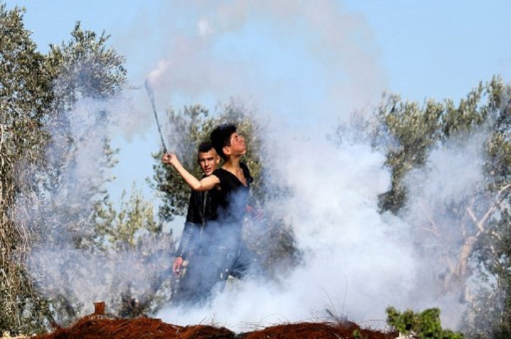 22 Pedemo Palestina Terluka usai Diserang Pasukan Israel di Tepi Barat